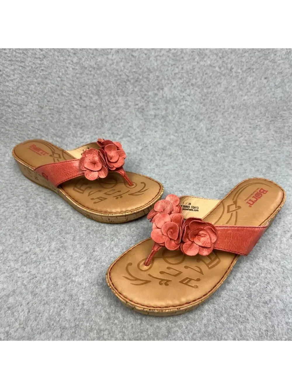 Born Kornelia Coral Leather Flower Womens Sandal Size 7 Flip Flop Thongs Comfort